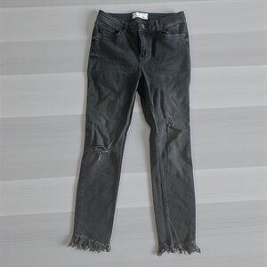FREE PEOPLE Black Frayed Cigarette Ankle Jeans Size 27
